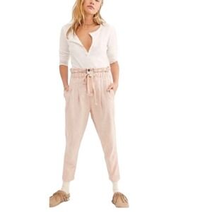NWT Free People soft pink cream Maryam paper bag pleated pants size‎ L